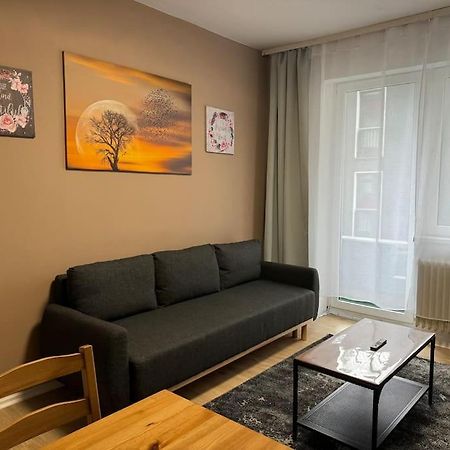 Choice Berlin - Wohnung Fuer Bis Zu 12 Personen Exterior photo